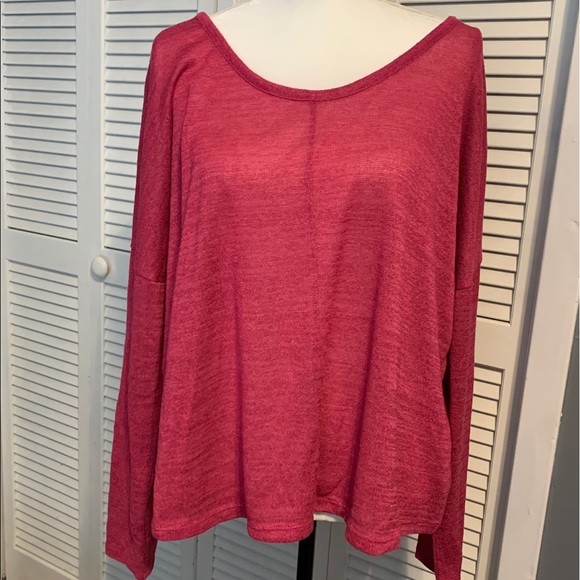 Old Navy Sweaters - Old Navy size XXL Pink Sweater lightweight